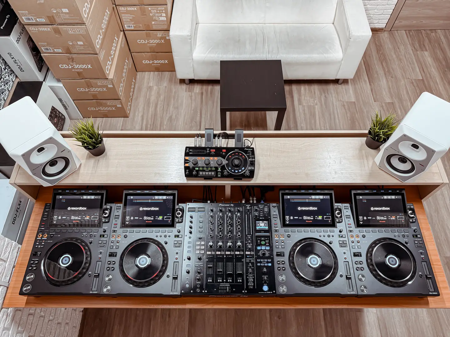 Студия Pioneer DJ School - фото 5